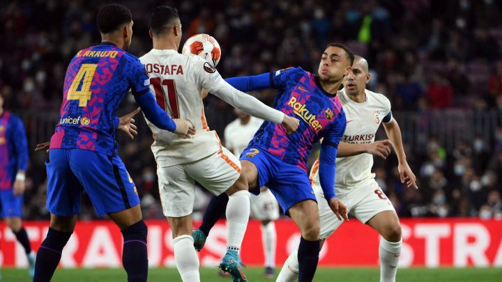 小舍得之乱淫h侵h文