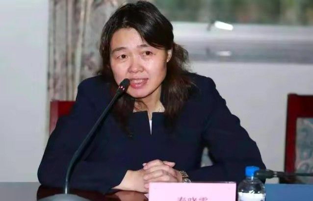 国产美女精品三级在线观看